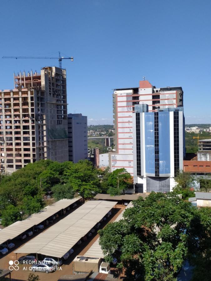 Moderno Y Amplio Apartamento Con Vista Fantastica En Pleno Centro Ciudad del Este Exterior foto